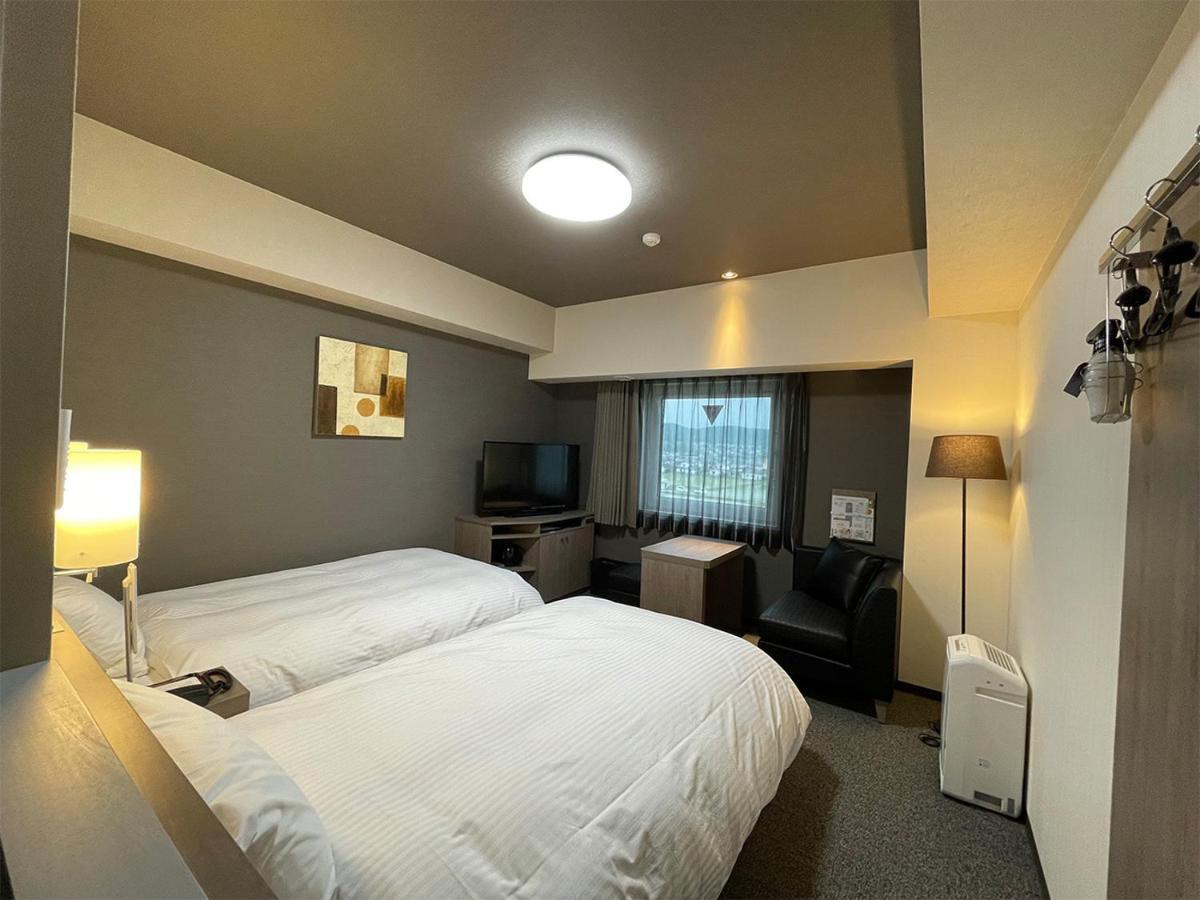 Hotel Route-Inn Saku Minami Inter מראה חיצוני תמונה